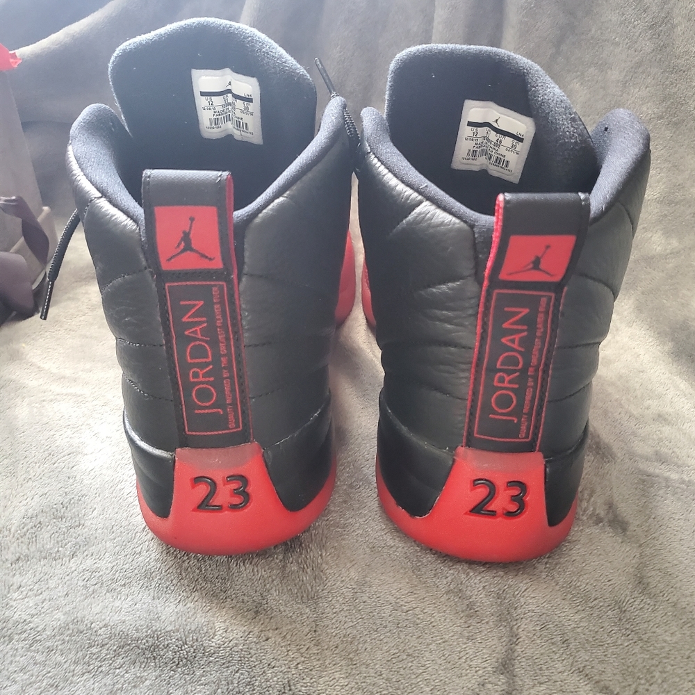 Air Jordan 12 Retro "Flu Game"Black and Red 2016